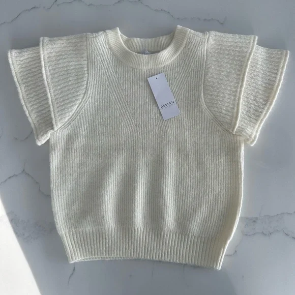 Design History Ruffle Flounce Sweater Vest Top - NWT - Size S - Picture 1 of 6